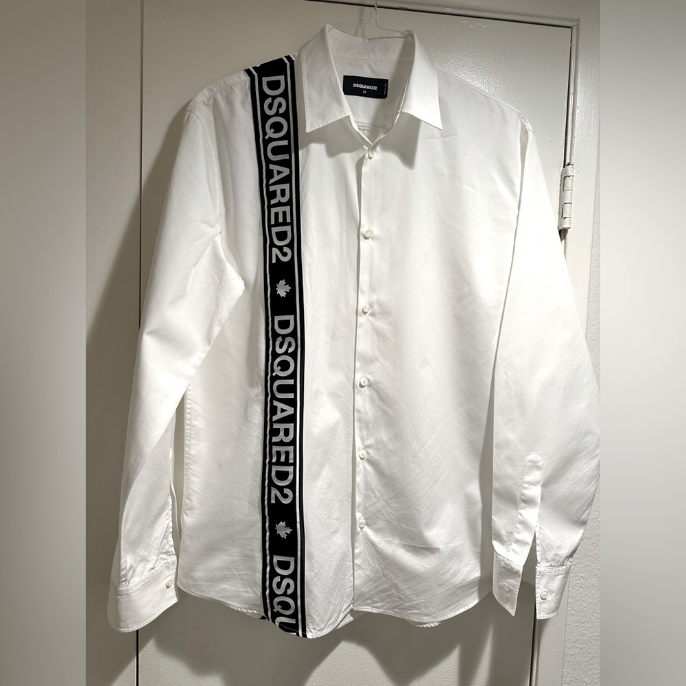 DSQUARED2
LOGO-EMBROIDERED SHIRT